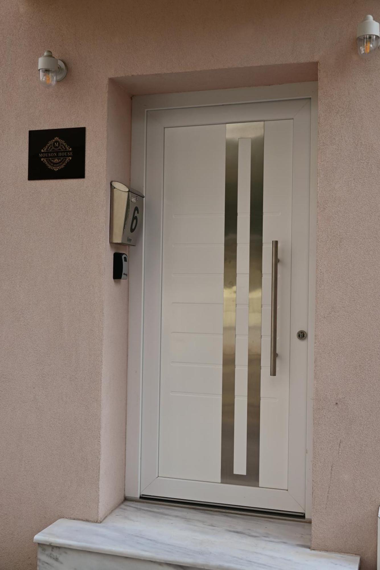 Mouson Luxury Suite With Free Private Parking Kavala Exterior photo
