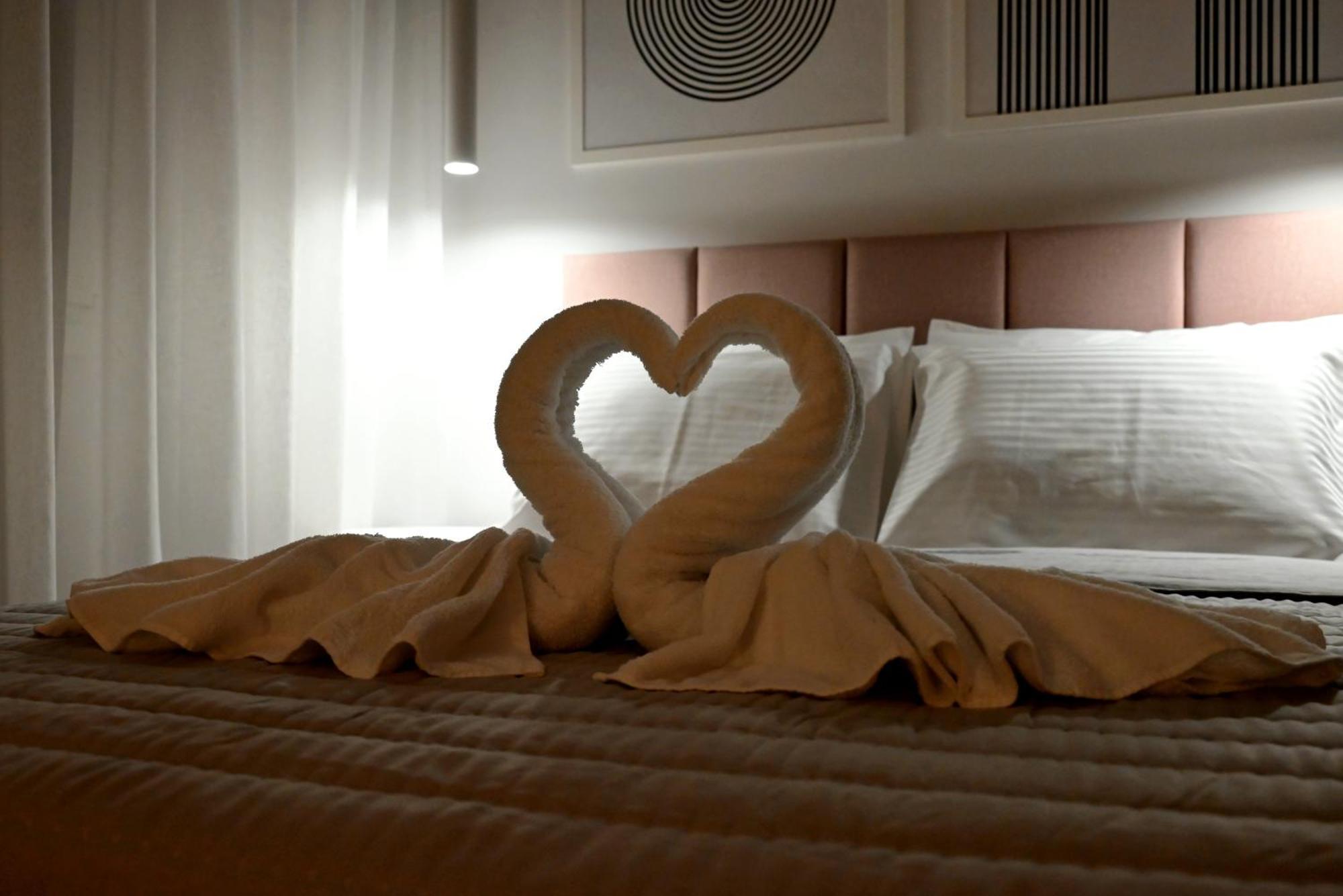 Mouson Luxury Suite With Free Private Parking Kavala Exterior photo