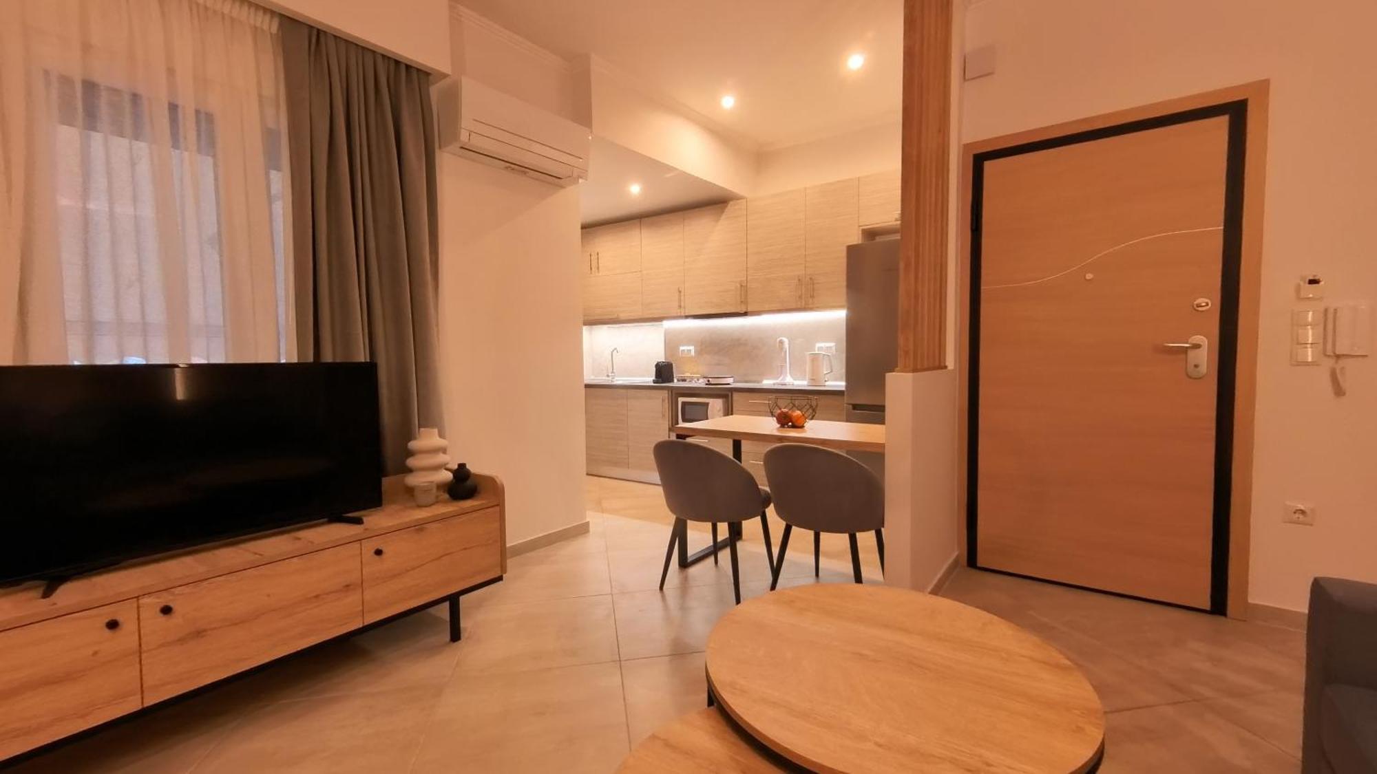 Mouson Luxury Suite With Free Private Parking Kavala Exterior photo